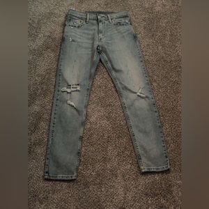 Men’s Levi jeans